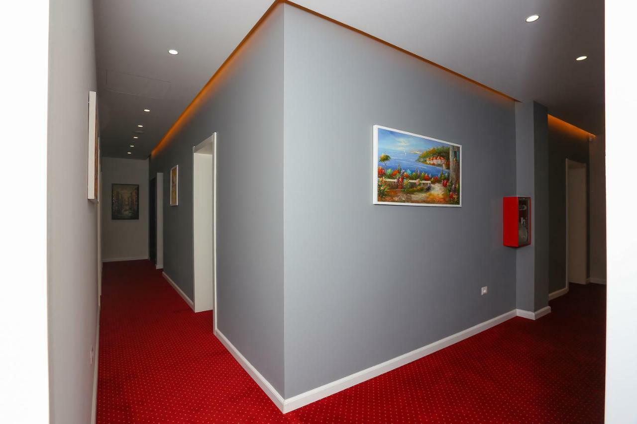 Emerald Boutique 4* Tirana