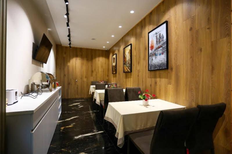 Emerald Boutique 4* Tirana